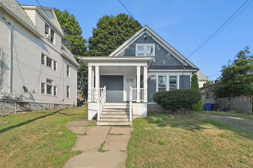 30 Dover St, Bridgeport, CT, 06610-2261 | Card Image