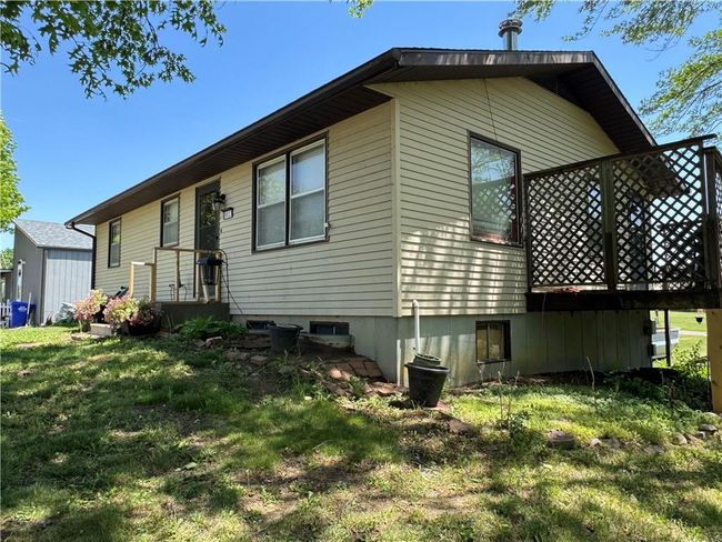 8833 Hickory Ln, House other with 2 bedrooms, 2 bathrooms and null parking in Ozawkie KS | Image 34