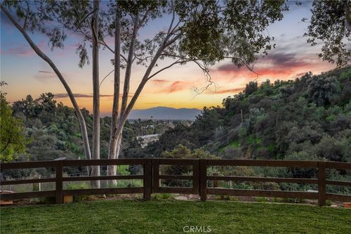 4625 Live Oak Canyon Rd, La Verne, CA, 91750-2316 | Card Image