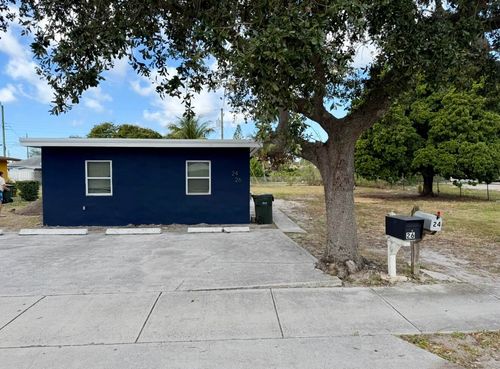 26 Sw 10th Ave, Delray Beach, FL, 33444-1520 | Card Image