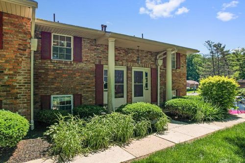 a-1366 Bluff Ave, Columbus, OH, 43212-3772 | Card Image