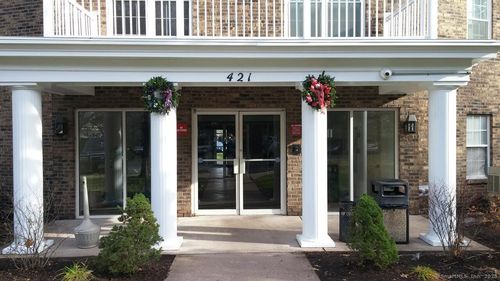 421 Tolland St, East Hartford, CT, 06108-2509 | Card Image