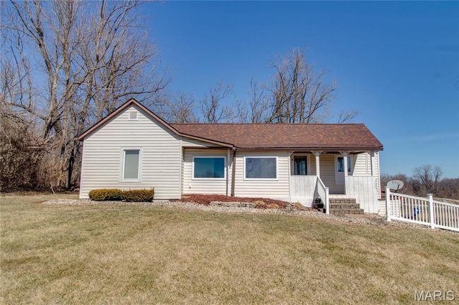 2445 Seiler Rd, House other with 3 bedrooms, 5 bathrooms and 2 parking in Alton IL | Image 77