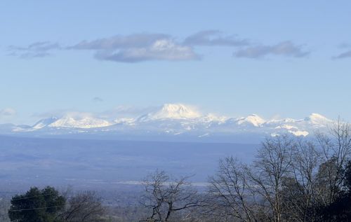 15333 Mountain Shadows Dr, Redding, CA, 96001-9587 | Card Image