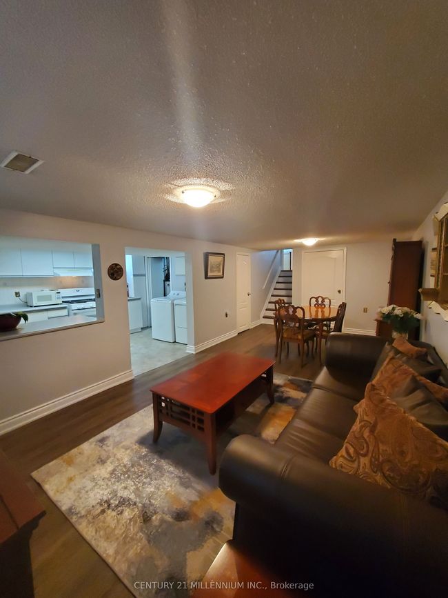 LOWER - 162 Bartley Bull Pky, House other with 2 bedrooms, 1 bathrooms and 2 parking in Brampton ON | Image 8