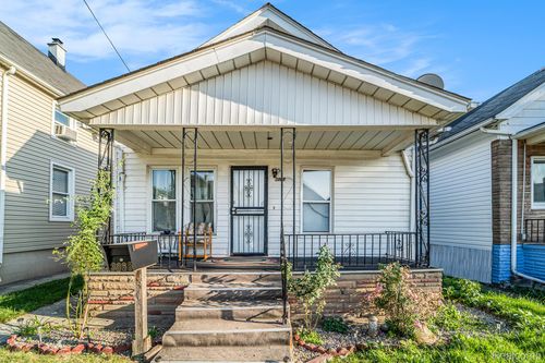 3868 Doremus St, Hamtramck, MI, 48212-3544 | Card Image