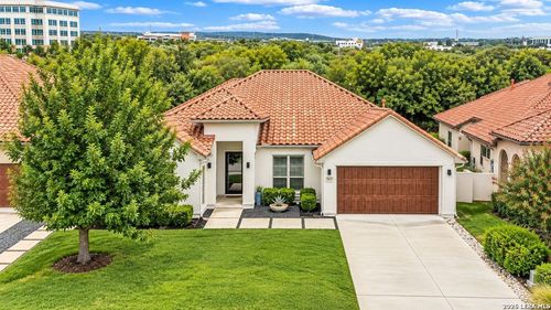 563 Talmadge Ln, Shavano Park, TX, 78249-2998 | Card Image