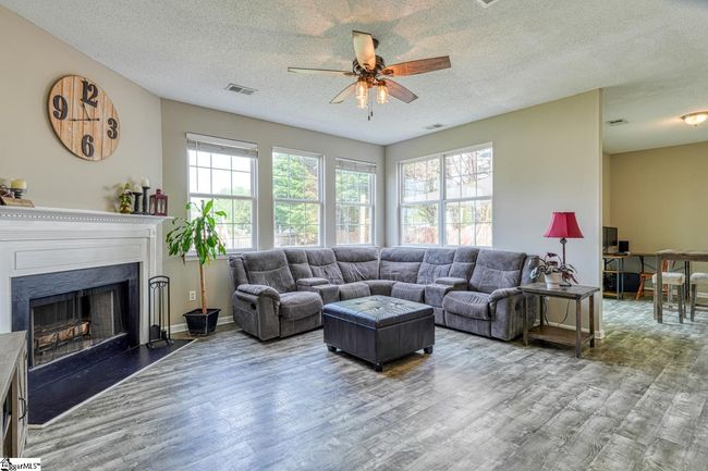 303 Park Grove Dr, House other with 4 bedrooms, 3 bathrooms and 2 parking in Mauldin SC | Image 6