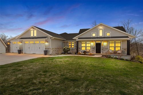 1908 Pippin Hill Ct Nw, Cedar Rapids, IA, 52405-8600 | Card Image