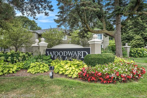 unit-65-1115 N Old Woodward Ave, Birmingham, MI, 48009-5440 | Card Image