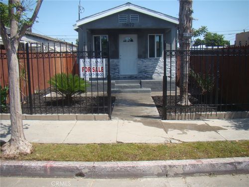 10622 Anzac, Los Angeles, CA, 90002 | Card Image