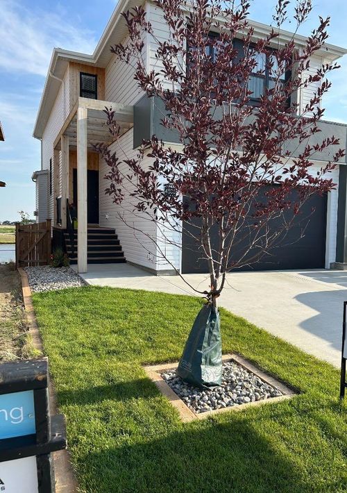 4506 31 Ave S, Lethbridge, AB, T1K8J8 | Card Image