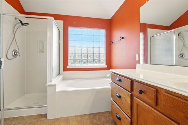 4602 Pompton Ct, House other with 3 bedrooms, 2 bathrooms and 2 parking in Pearland TX | Image 18