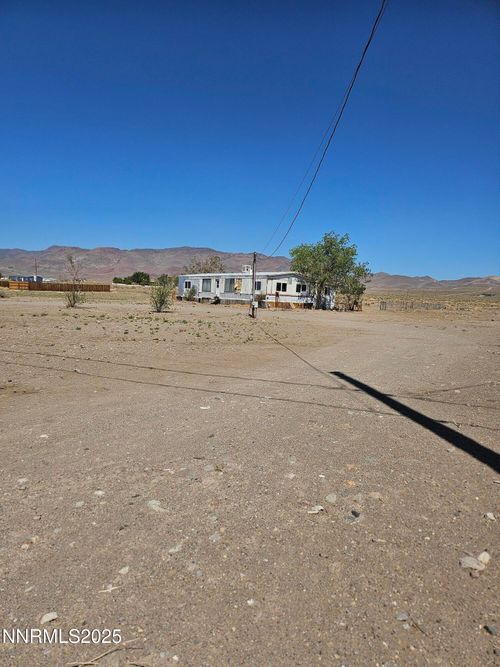 8620 Iroquois Trl, Stagecoach, NV, 89429-9546 | Card Image