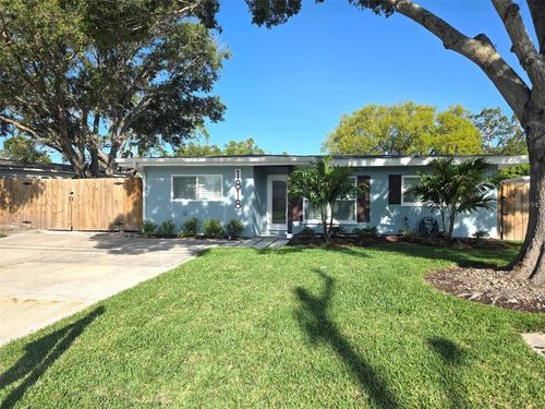 1818 Douglas Ave, DUNEDIN, FL, 34698-3705 | Card Image
