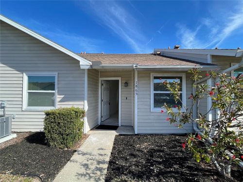 1865 Orange Boulevard Way, PALM HARBOR, FL, 34683-3565 | Card Image