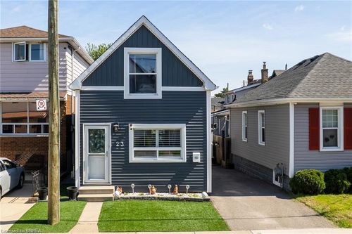 23 Britannia Ave, Hamilton, ON, L8H1W3 | Card Image
