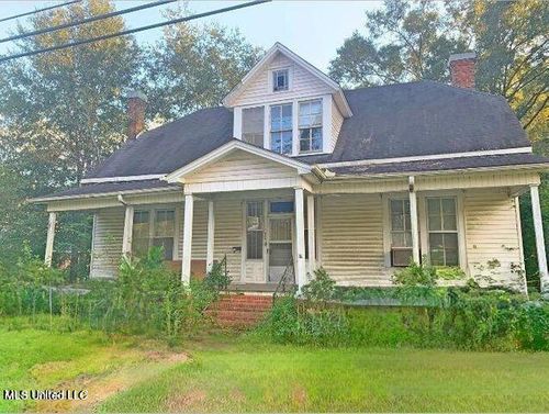 1028 Wayne St, Waynesboro, MS, 39367-2526 | Card Image