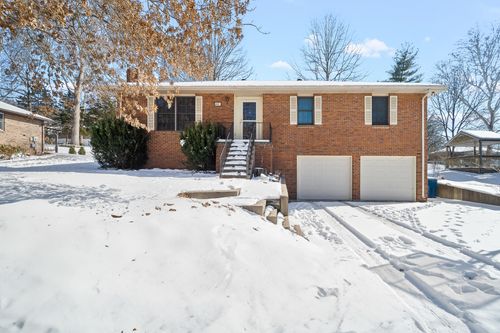 2425 Knight Valley Dr, Jefferson City, MO, 65101-5149 | Card Image