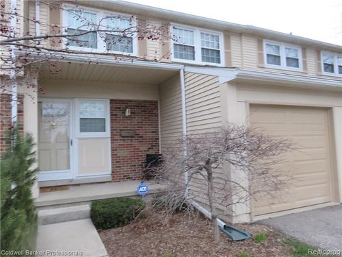529-1822 Brentwood Dr, Troy, MI, 48098-2622 | Card Image