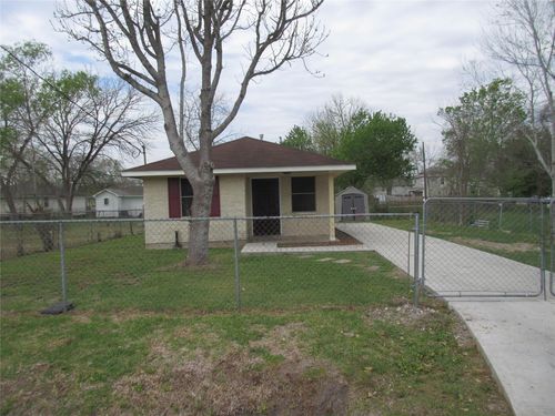 6601 Nielan St, Houston, TX, 77028-4062 | Card Image
