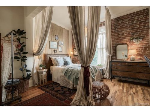 7-1368 N Downing St, Denver, CO, 80218-2172 | Card Image