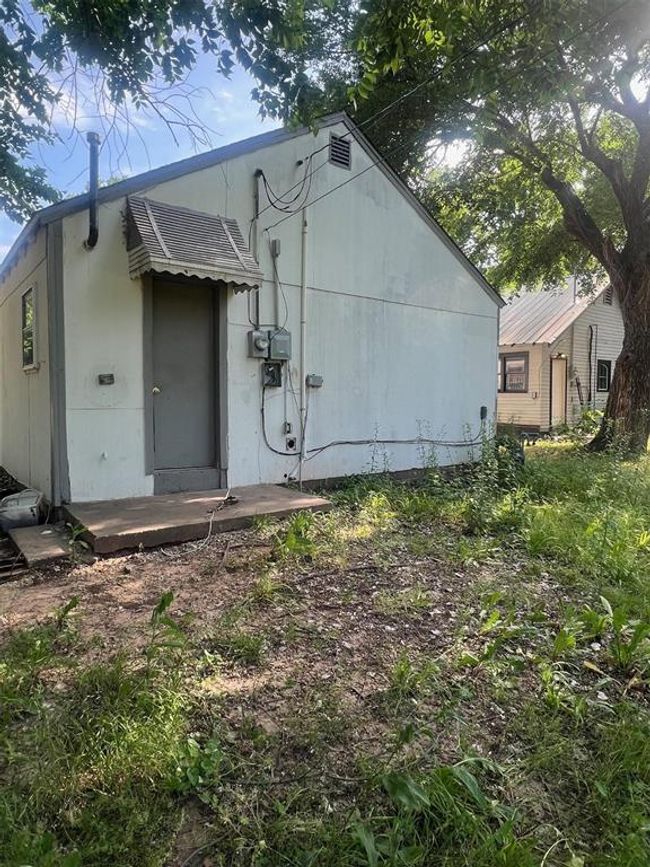 303 Grove St, House other with 2 bedrooms, 1 bathrooms and null parking in Perry OK | Image 12