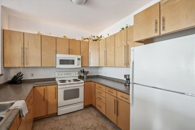 APT-217 - 370 Farrell St, Condo with 2 bedrooms, 2 bathrooms and null parking in South Burlington VT | Image 12