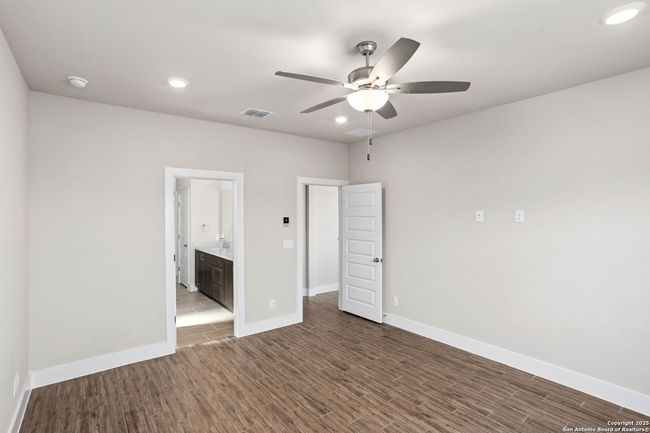 7317 Walkers Loop, House other with 4 bedrooms, 3 bathrooms and null parking in Live Oak TX | Image 15