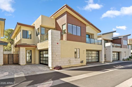 15-1 Easy St, Carefree, AZ, 85377-4417 | Card Image