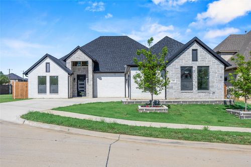 7203 Harris Pl, Arlington, TX, 76001-6665 | Card Image