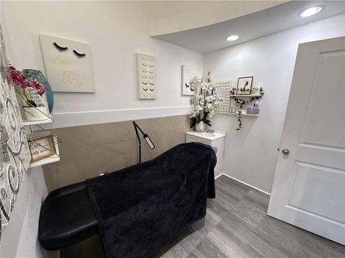unit-b150-5600 Roswell Rd, atlanta, GA, 30342-1150 | Card Image