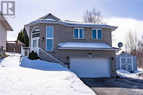 2360 Gateway Dr, Sudbury, ON, P3E6G1 | Card Image