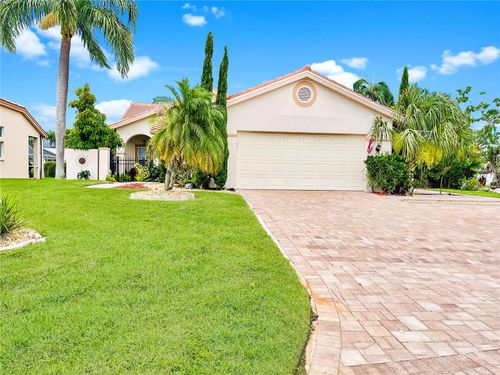 4907 Kilty Ct E, BRADENTON, FL, 34203-4027 | Card Image