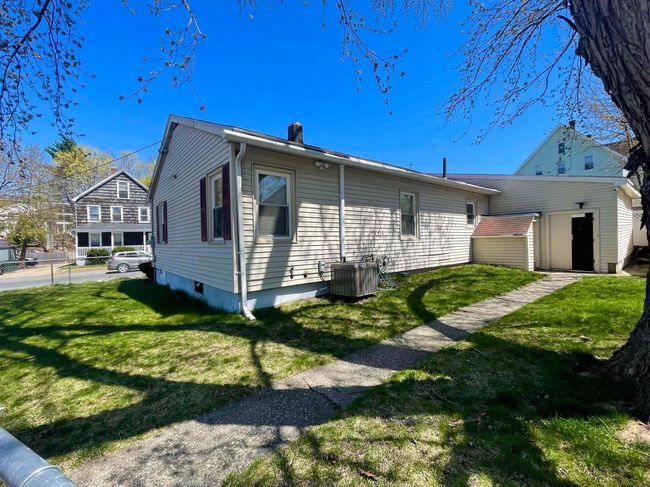 435 Spruce St, House other with 3 bedrooms, 2 bathrooms and null parking in Manchester NH | Image 19