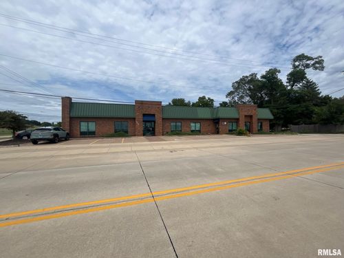 1414 Mississippi Blvd, Bettendorf, IA, 52722-4862 | Card Image
