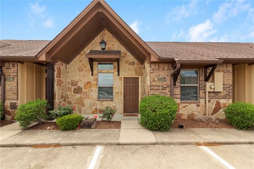 3334 Travis Cole Ave, College Station, TX, 77845-1221 | Card Image