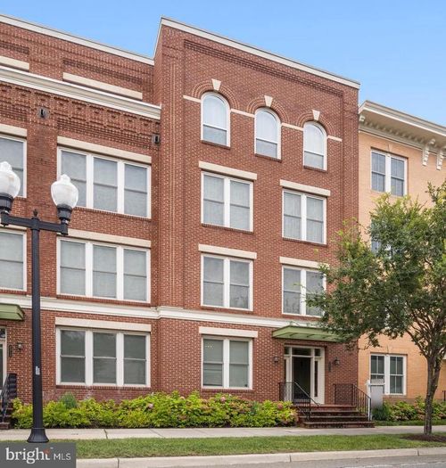 102-2311 Richmond Hwy, ALEXANDRIA, VA, 22301-2165 | Card Image