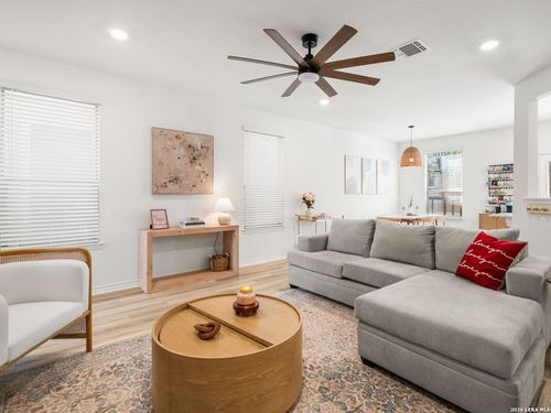 unit-303-14839 Vance Jackson Rd, San Antonio, TX, 78249 | Card Image