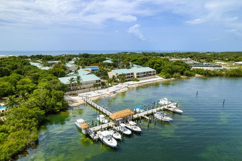 apt-b9-87200 Overseas Hwy, Islamorada, FL, 33036-3101 | Card Image