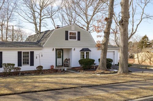 16 College Hills Dr, Farmingville, NY, 11738-1446 | Card Image