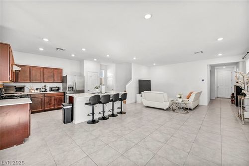 6999 Bard Ave, Las Vegas, NV, 89113-5537 | Card Image