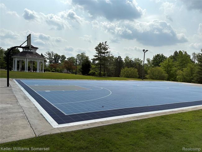 Basketball court | Image 19