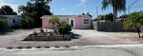 20 Euclid Ave, ENGLEWOOD, FL, 34223-3414 | Card Image