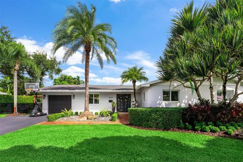 8995 Sw 83rd St, Miami, FL, 33173-4139 | Card Image