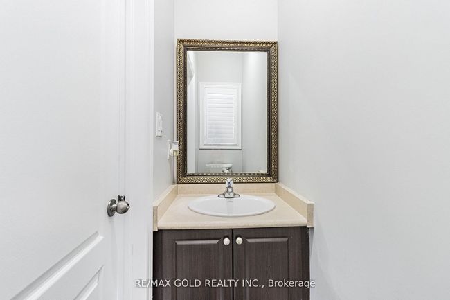251 Father Tobin Rd, House other with 6 bedrooms, 4 bathrooms and 4 parking in Brampton ON | Image 14