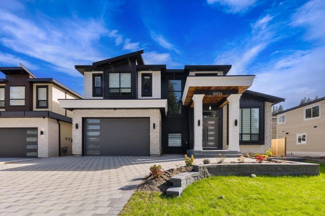 20224 27 A Avenue, House other with 9 bedrooms, 7 bathrooms and 6 parking in Langley BC | Image 1