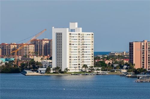 apt-408-31 Island Way, CLEARWATER BEACH, FL, 33767-2206 | Card Image