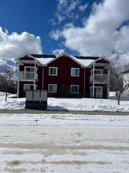 14 Poplar Dr, Whitecourt, AB, T7S0A1 | Card Image