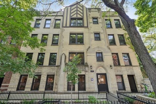 apt-203-2128 N Hudson Ave, Chicago, IL, 60614-4554 | Card Image